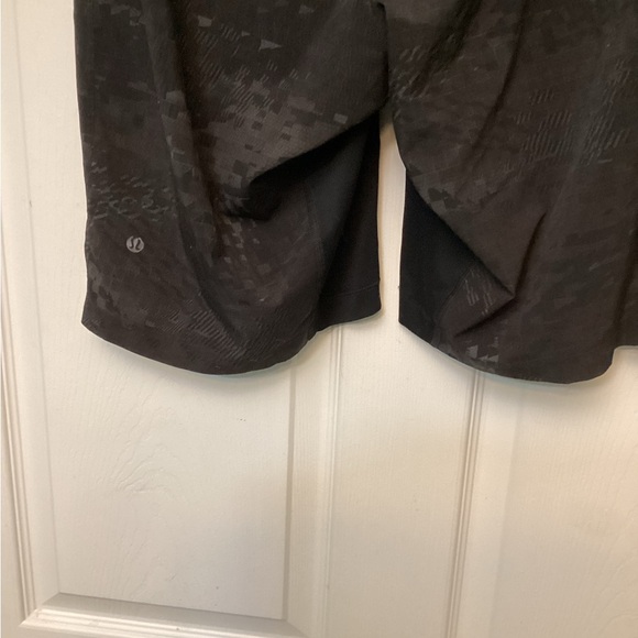 💥PRICE DROP💥 T.H.E. Short Linerless 11" - Picture 4 of 5